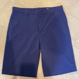 Performance fabric Vineyard Vines shorts
